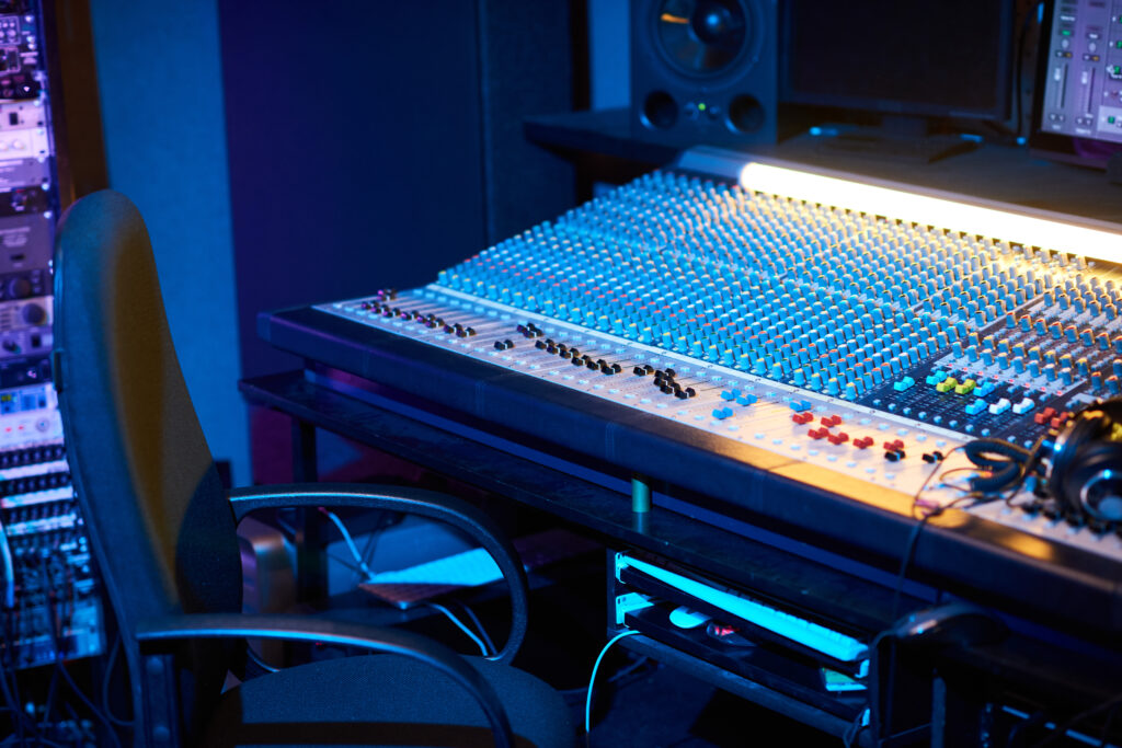 Sound module setting for live or studio